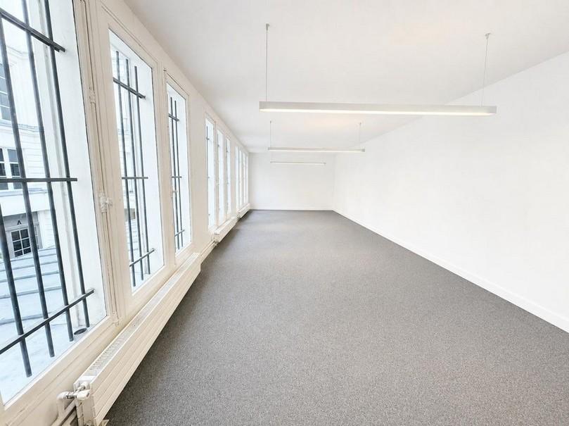 Photo de notre annonce de Location bureaux 133 m² à Paris à 520 € par Opti Real